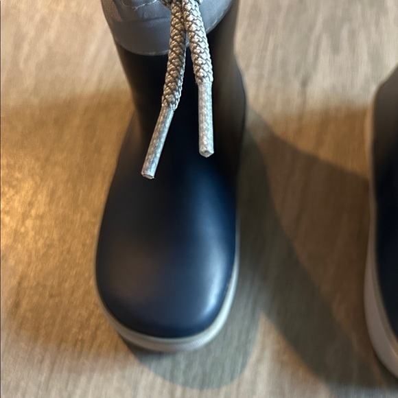 Western Chief Navy and Gray Kids Rain Boots - Picture 2 of 11